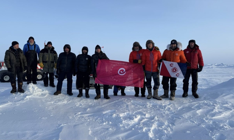 Transglobal Car Expedition Achieves Historic North Pole Traverse