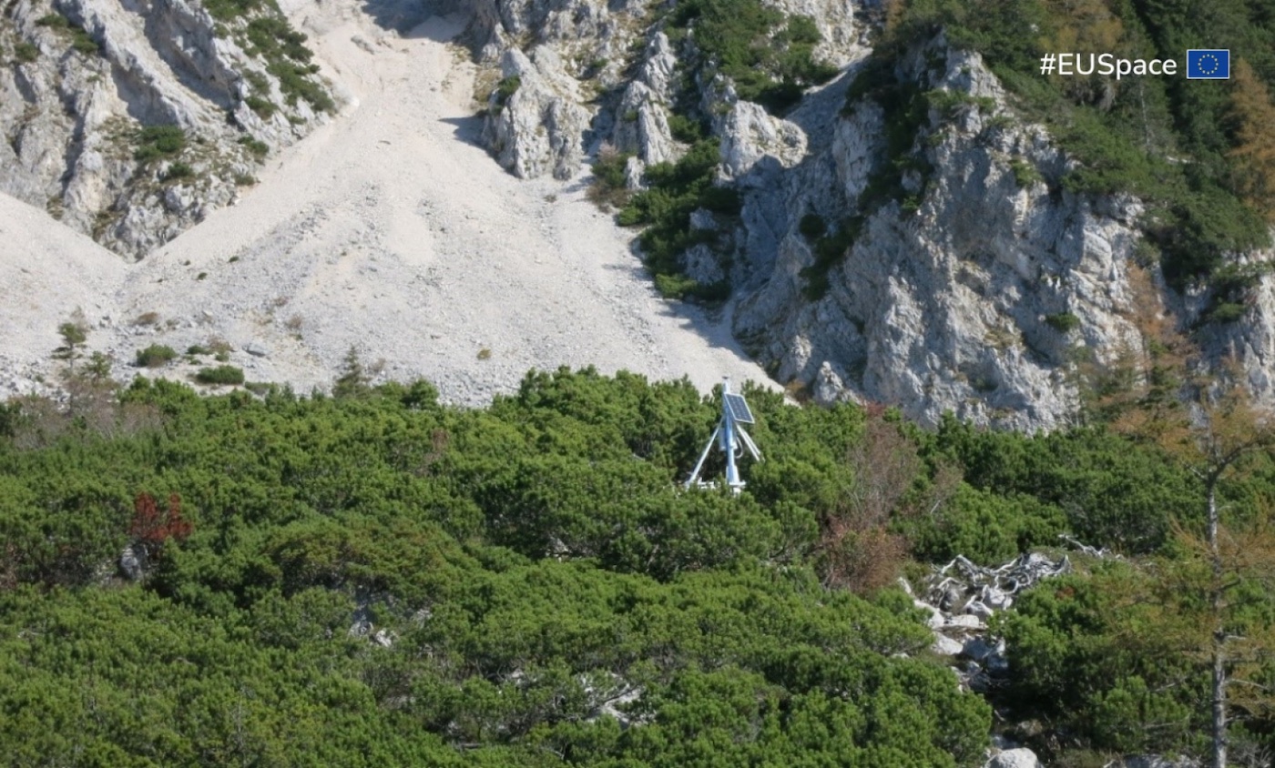 One of the GIMS station deployed on the landslide over Koroška Bela.
