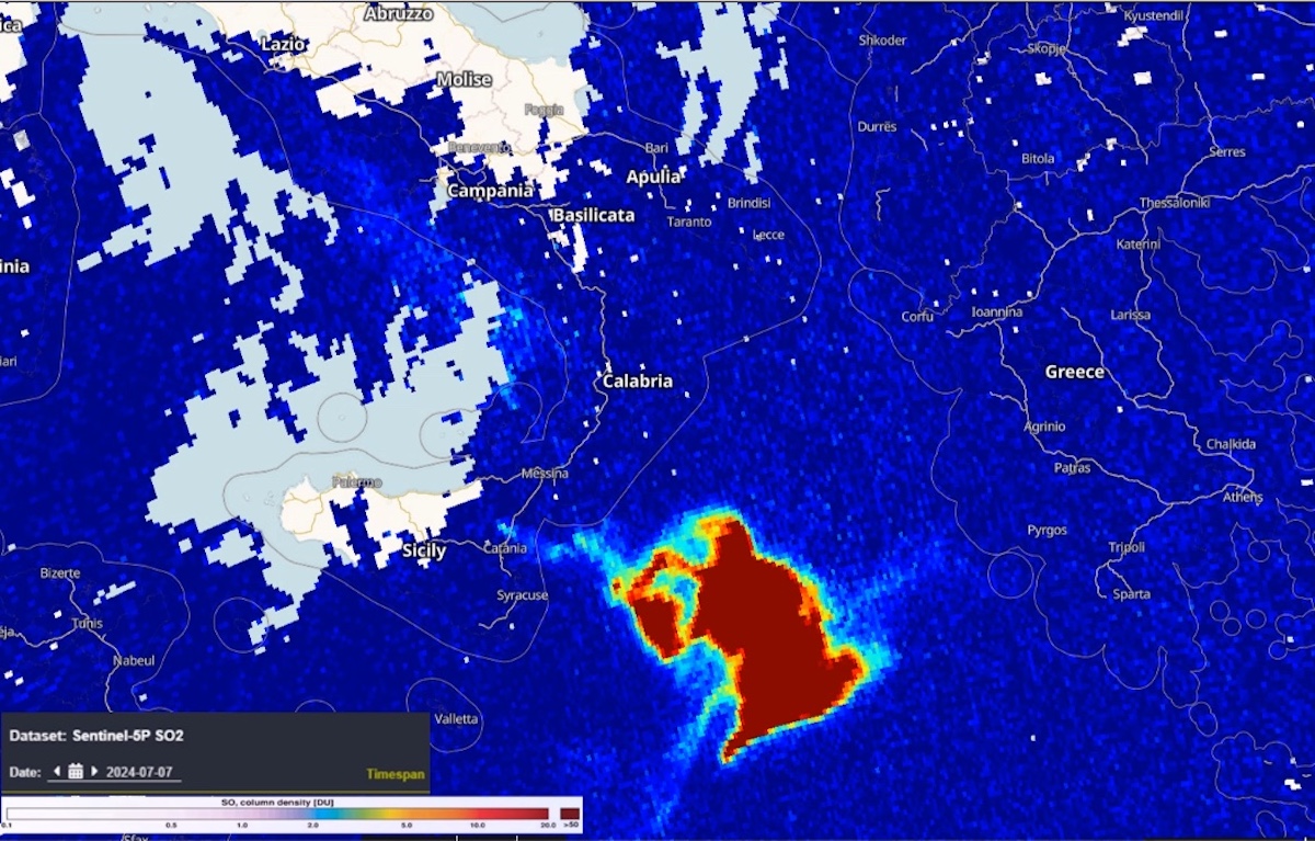 L’occhio del satellite Sentinel 5p sulle emissioni di anidrite solforosa (SO2) nell’atmosfera – eruzioni dei vulcani Etna e Stromboli